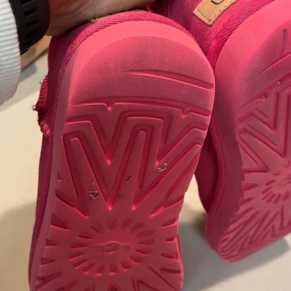 UGG ULTRA MINI Boots Booties Dark Peony GUC Womens Sz 6 - Picture 12 of 13